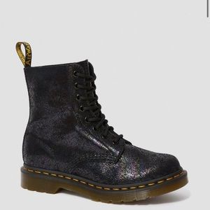 Dr Marten 1460 Pascal iridescent black boots